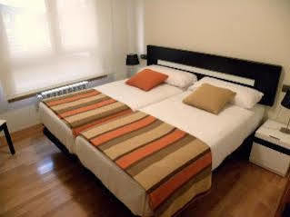 Apartamentos Albatros Llanes Exterior photo